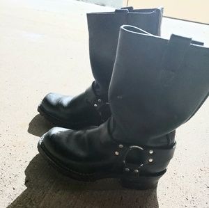 Boots mens